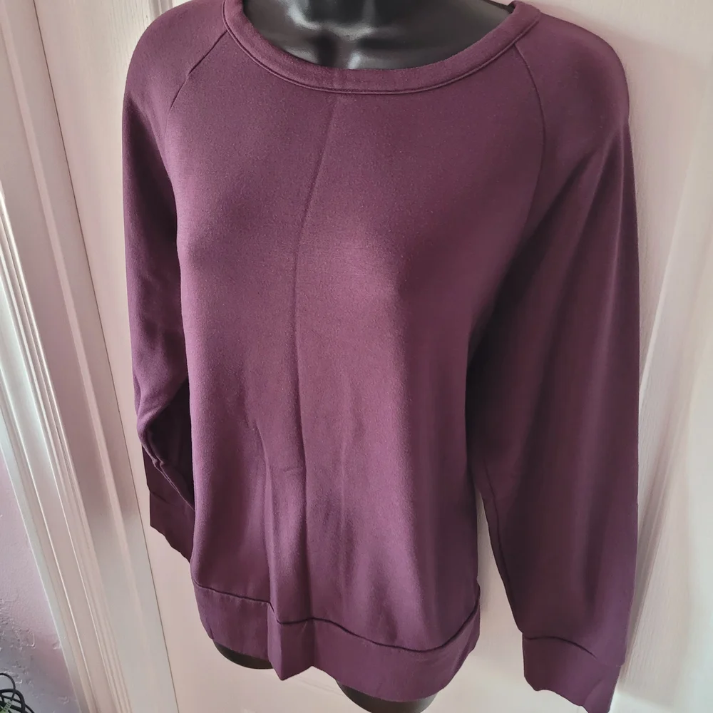 Eddie Bauer Womens Long Sleeve Sweatshirt Purple Size Large